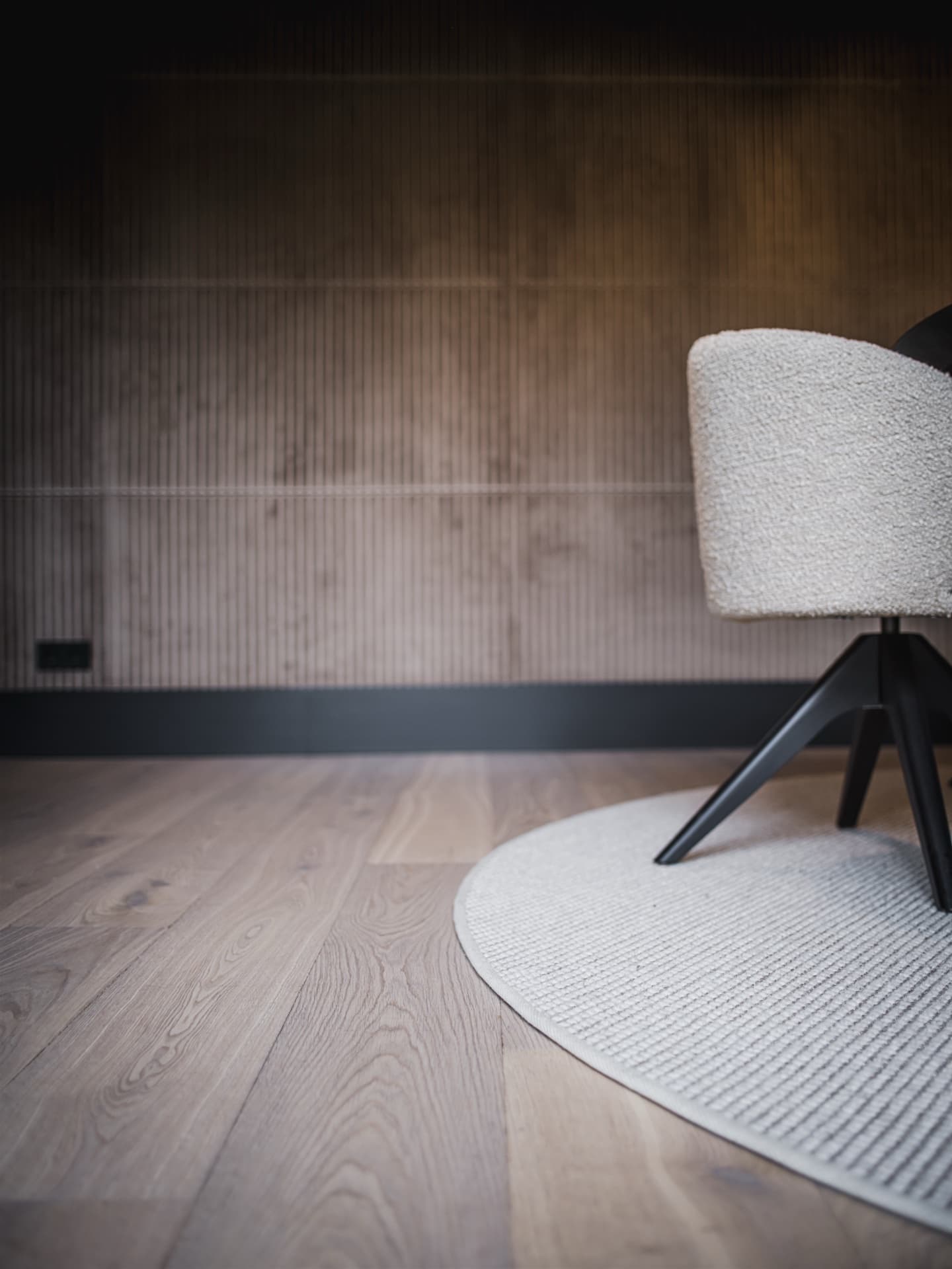 Modern Residence — Classic Ash — 9