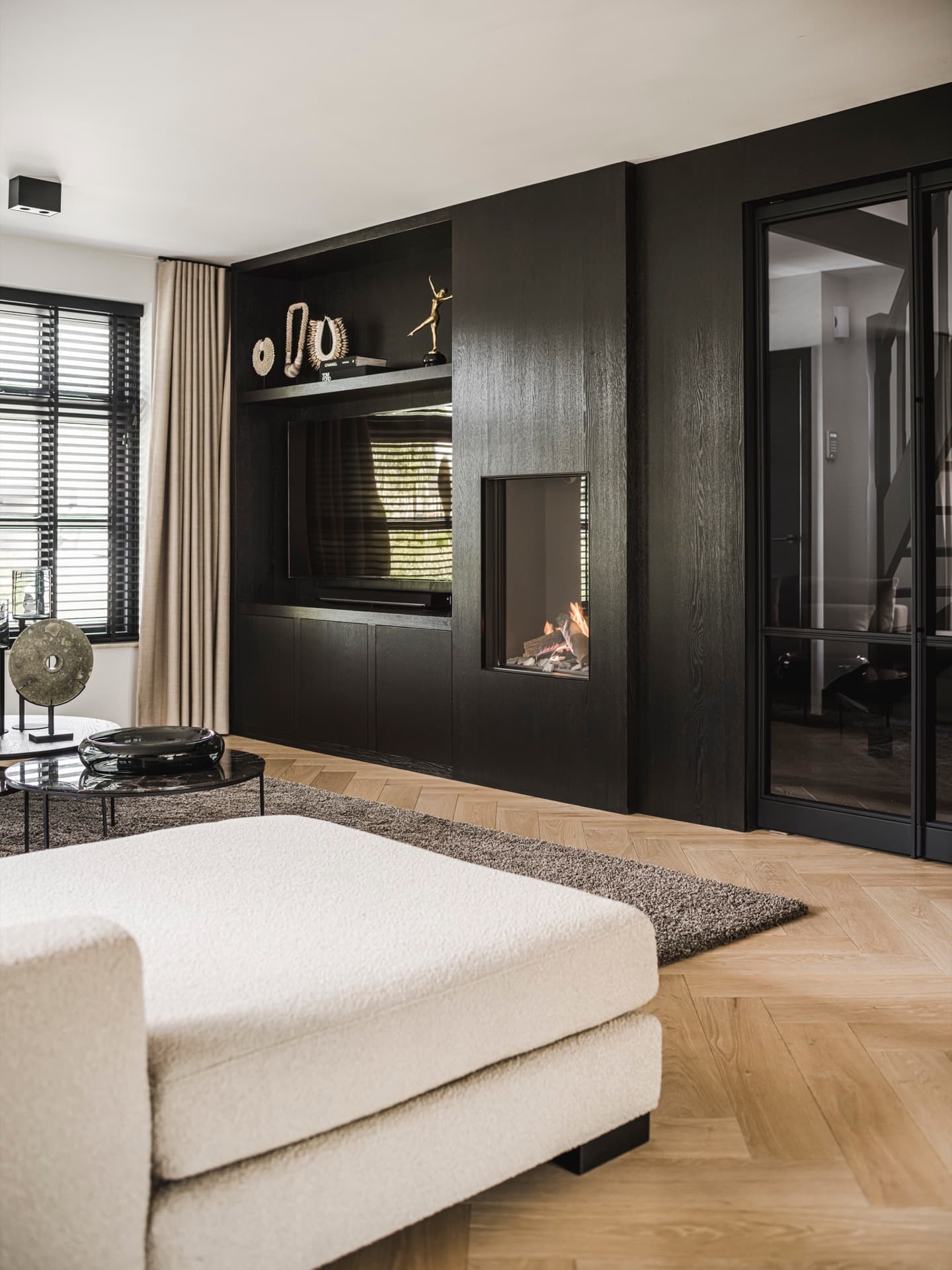 Bright Interior — Design Pearl — 2