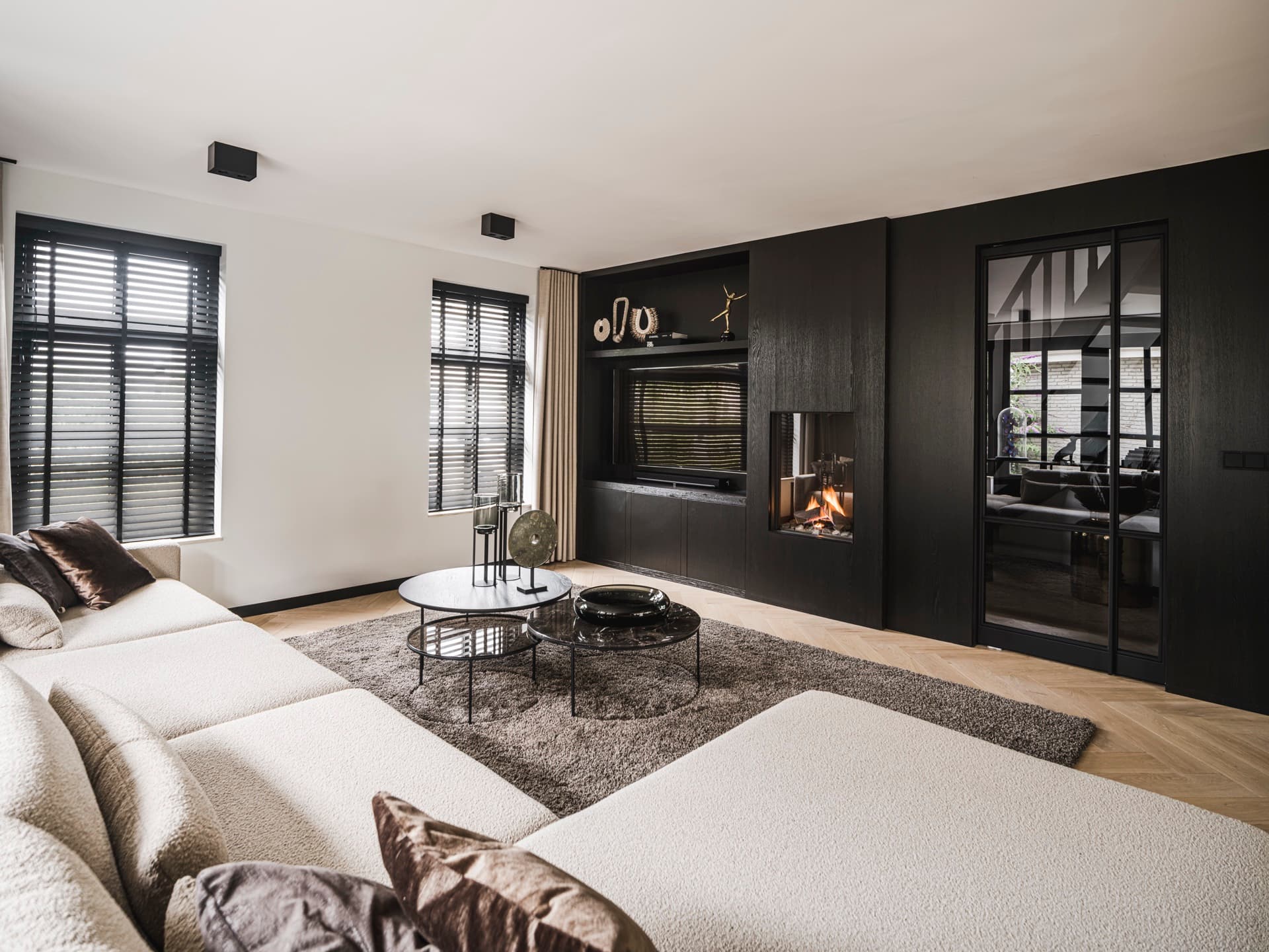 Bright Interior — Design Pearl — 4