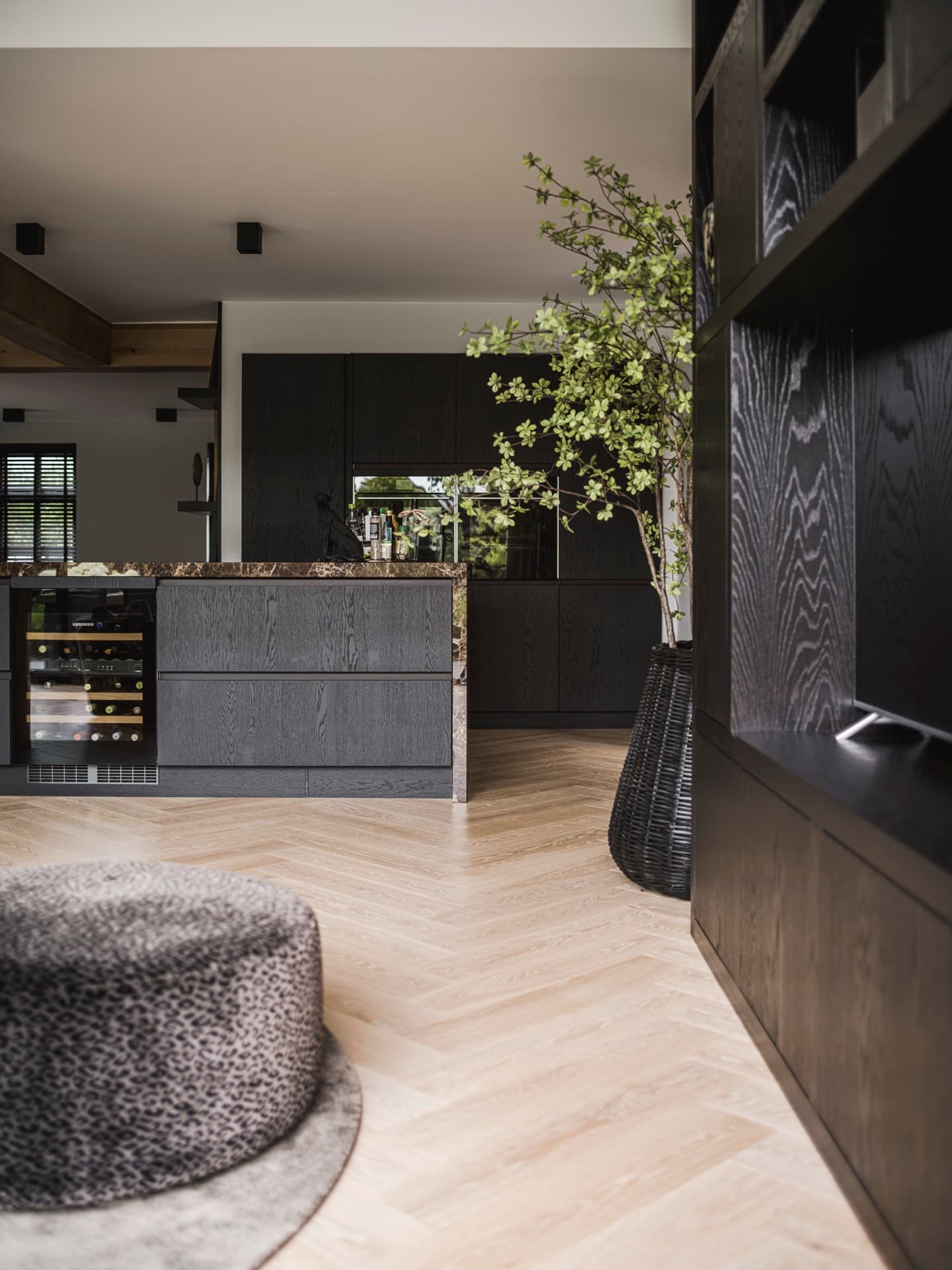 Bright Interior — Design Pearl — 10