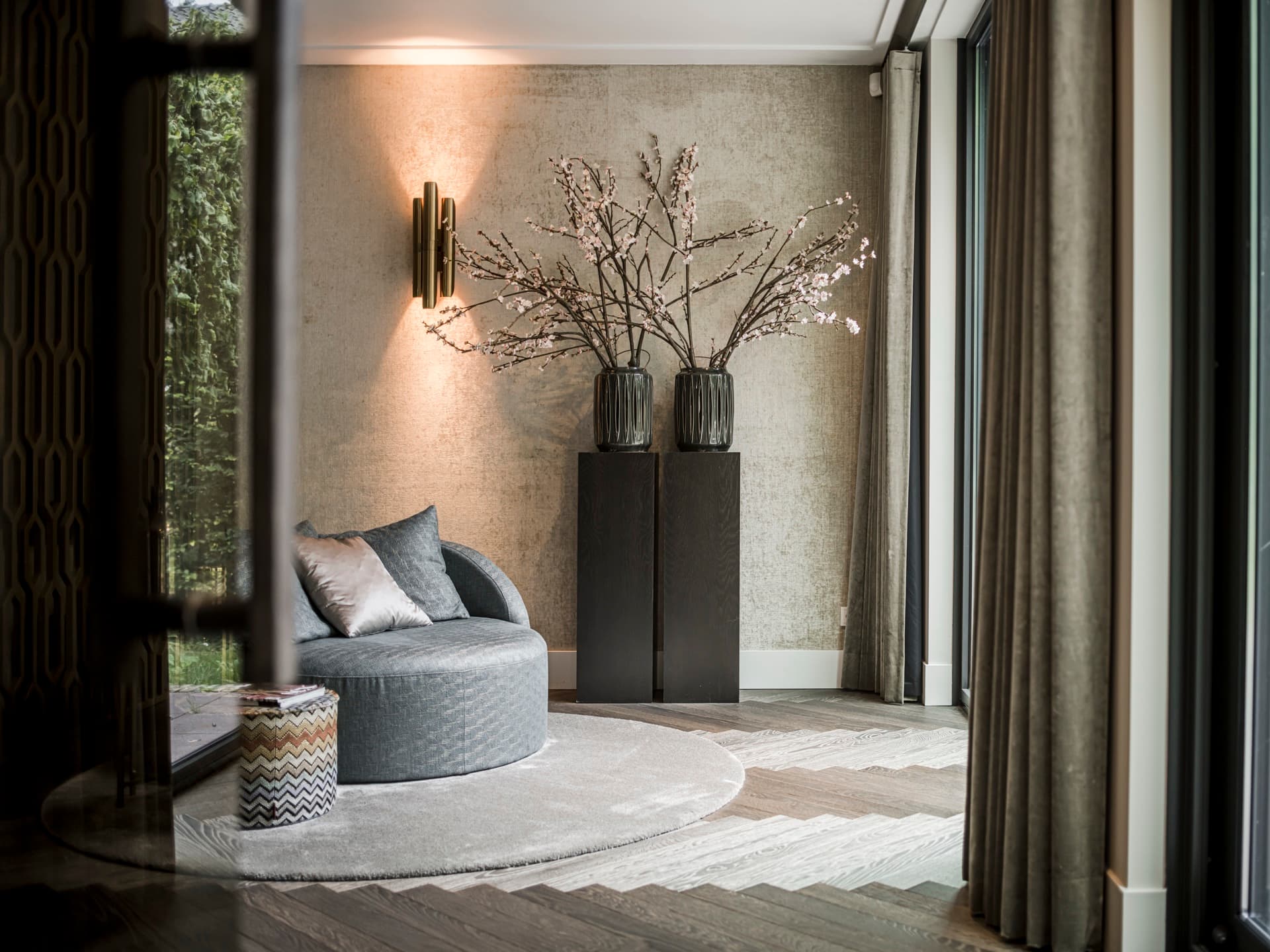 Premium Residence — Royal Ridge — 1