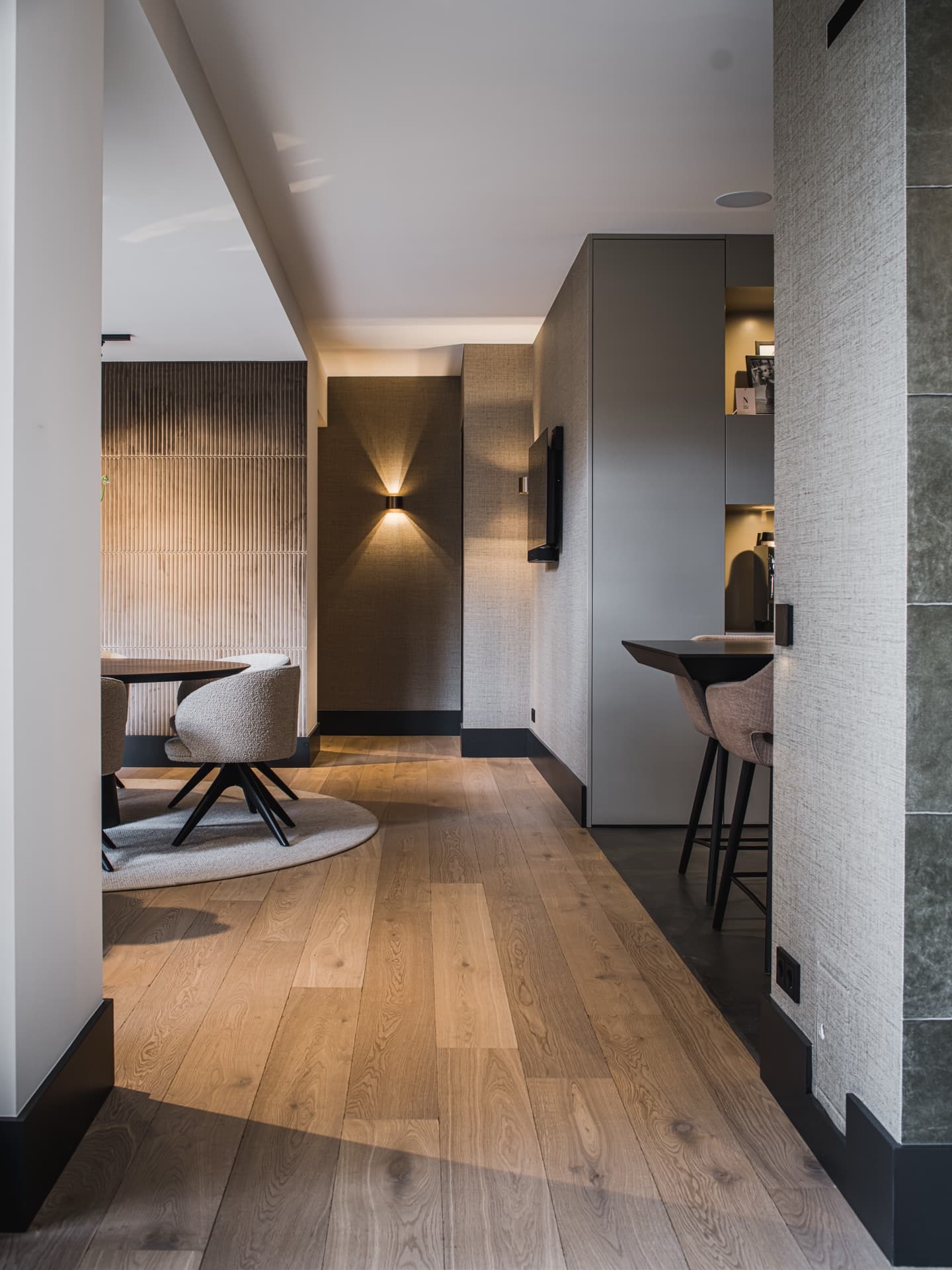 Oak Plank Flooring — Wide Format Parquet
